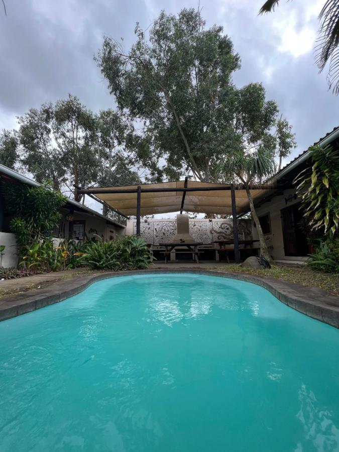 Occi Lodge Mbazwana Exterior foto